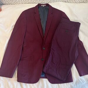 Express Maroon Men’s Suit